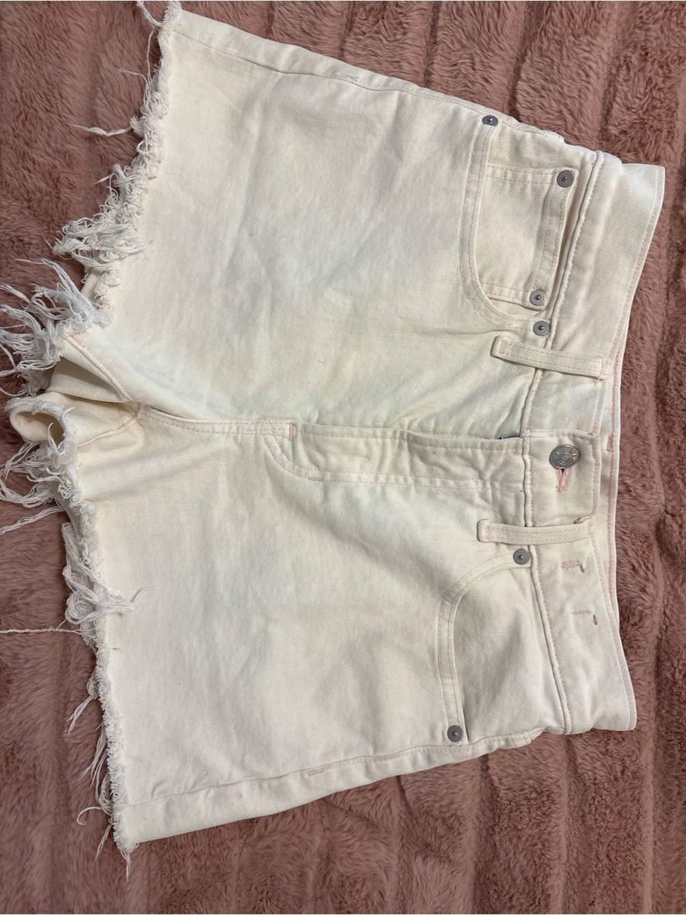 Madewell The Perfect Jean Short in Cream with Pink Stitching